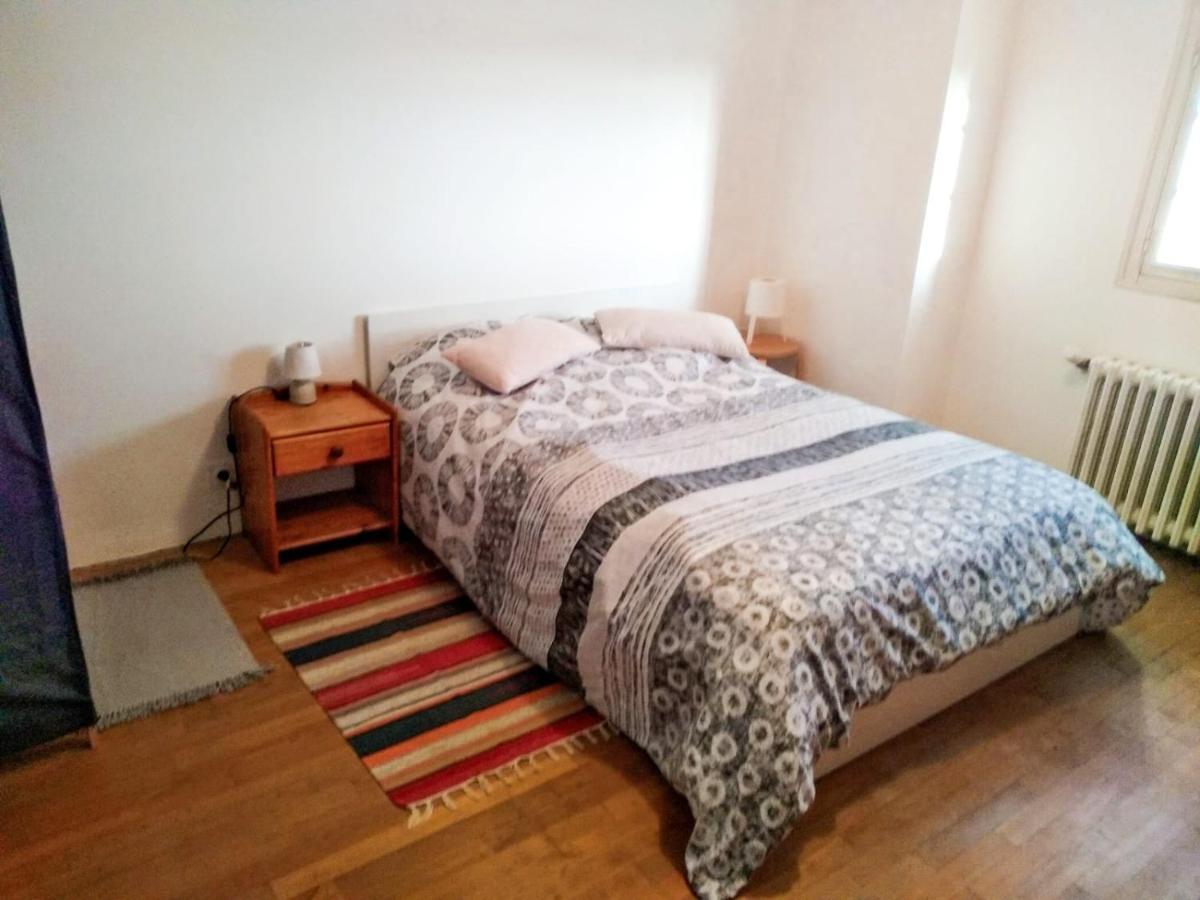 Roz Melen Apartment *
