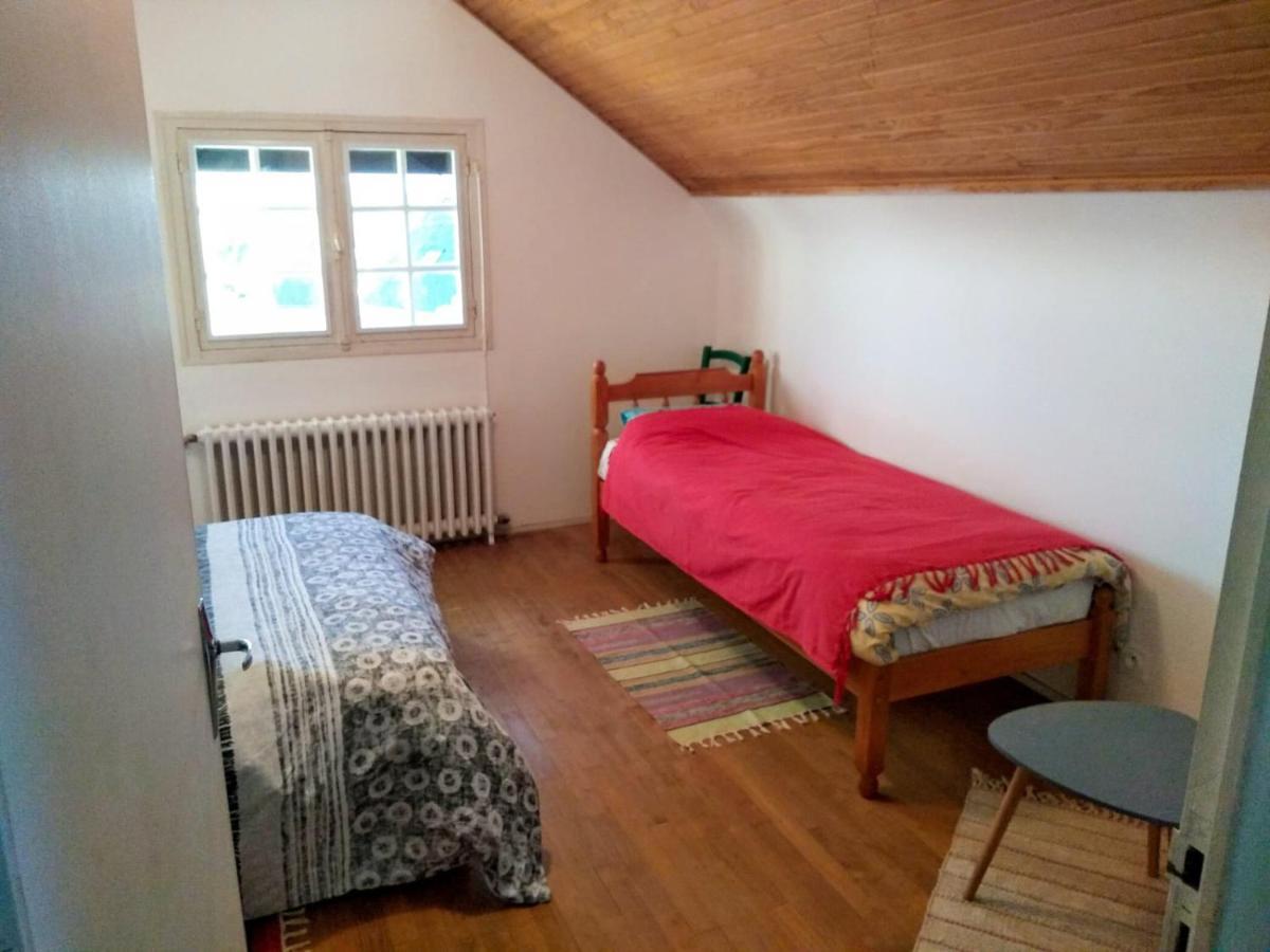 Roz Melen Apartment *